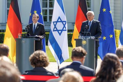 PK BP Steinmeier und Israels Praesident-stock-photo