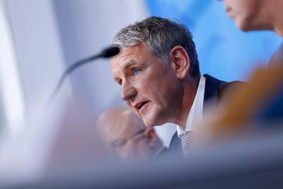 Bj?rn H?cke bei PK rechtliches Gutachten zum Thema Verfassungsschutz in Berlin-stock-foto