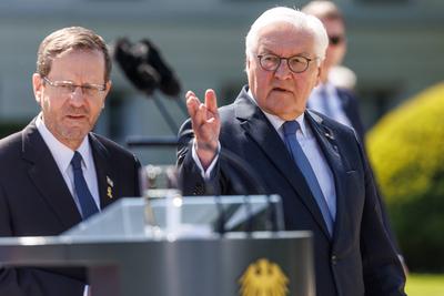 PK BP Steinmeier und Israels Praesident-stock-photo