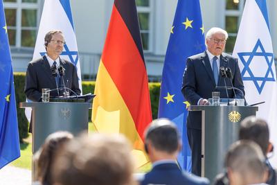 PK BP Steinmeier und Israels Praesident-stock-photo
