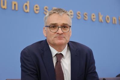 Regierungssprecher Stefan Kornelius, Deutschland, Berlin, Bundespressekonferenz, Thema: Regierungspressekonferenz *** Go-stock-foto