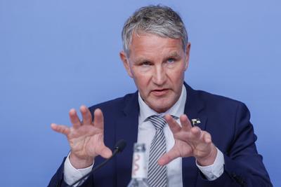 Bj?rn H?cke bei PK rechtliches Gutachten zum Thema Verfassungsschutz in Berlin-stock-foto