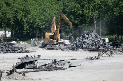Abrissarbeiten der Vallourec-Produktionshallen-stock-foto