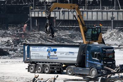 Abrissarbeiten der Vallourec-Produktionshallen-stock-foto