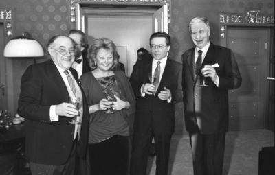 August Everding (1928 -1999 in M?nchen) Regisseur, Manager, Kulturpolitiker,Intendant. M?nchner Kammerspiele, 1982 Gene-stock-foto