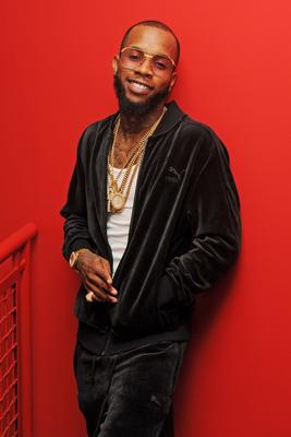 **FILE PHOTO** Tory Lanez Guilty In Shooting Of Megan Thee Stallion. FORT LAUDERDALE, FL - SEPTEMBER 16:Tory Lanez poses-stock-foto