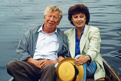 Heinz Reincke und Nicole Heesters in der TV Serie: Heimatgeschichten, Deutschland, 1998. Copyright: HartwigxValdmanis Nu-stock-foto