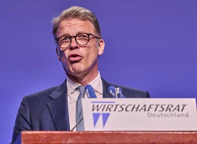 Wirtschaftstag 2025 - Christian Sewing-stock-foto