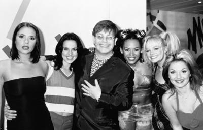 Spice World Gro?britannien 1997 aka Spice World Der Film Regie Bob Spiers Darsteller Elton-stock-foto