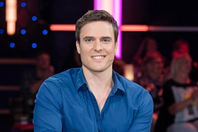 MDR - Riverboat. Tagesschau-Sprecher Constantin Schreiber anl??lich der Aufzeichnung der MDR - Talkshow Riverboat am 13.-stock-foto