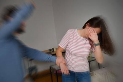 FOTOMONTAGE: Internationaler Tag zur Beseitigung von Gewalt gegen Frauen am 25.11.2024. Themenbild , Symbolfoto HAEUSLIC-stock-photo