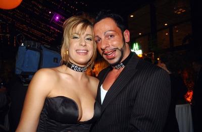 Bildnummer: 50284737  Datum: 29.08.2003  Copyright: imago/Joachim SchulzS?ngerin Gracia mit Modedesigner Harald Gl??ckler (beide GER) anl?sslich der Party -Talk at night-, Personen , optimistisch; 2003, Berlin, Pressetermin, Musikerin, Musiker, S?nger, Pop, Mode, Designer, Modemacher, Parties, Outfit, Kleidung, Bekleidung, Schulterfrei, Dekollete; , quer, Kbdig, Gruppenbild, close, Musik, Kunst, Deutschland, Randbild, People-stock-foto