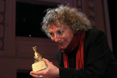 121/ Elfi Mikesch presents her Teddy at the Teddy Award After Show Party of the 64th Berlinale on February 14, 2014 in B-stock-foto