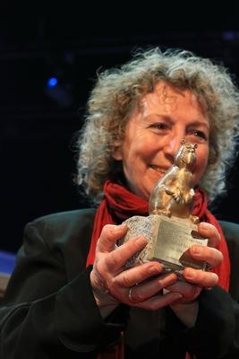 121/ Elfi Mikesch presents her Teddy at the Teddy Award After Show Party of the 64th Berlinale on February 14, 2014 in B-stock-foto
