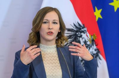 20250515 Kanzleramtsministerin bei einem Presspoint zu Schwerpunkten im Budget-stock-foto