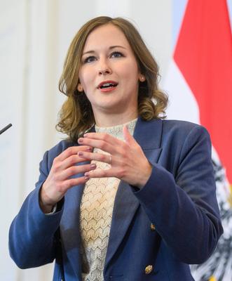 20250515 Kanzleramtsministerin bei einem Presspoint zu Schwerpunkten im Budget-stock-foto