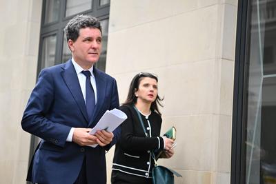 Nicusor Dan attends an online debate in Bucharest-stock-foto