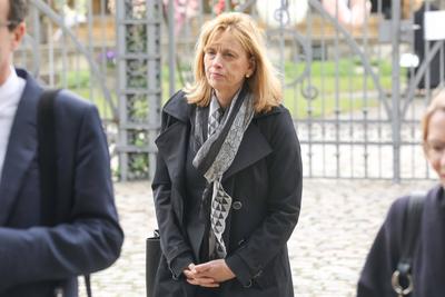 Beerdigung von Margot Friedl?nder-stock-foto