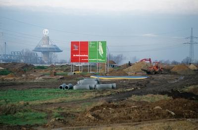 Bildnummer: 53229178  Datum: 15.10.1997  Copyright: imago/RustBaustelle der EXPO 2000 in Hannover, Landschaft; 1997, Hannover, Deutschland, Messegel?nde, Messe, Ausstellung, Weltausstellung, Bau, Bauarbeiten; , quer, Kbdia, Totale, Baugewerbe, Wirtschaft,  ,  , Europa; Aufnahmedatum gesch?tztImage number 53229178 Date 15 10 1997 Copyright Imago Rust bulding site the EXPO 2000 in Hanover Landscape 1997 Hanover Germany Exhibition Centre trade Fair Exhibition Worldu0026#39;s Fair Construction Construction work horizontal Kbdia long shot building trade Economy Europe date estimated-stock-foto