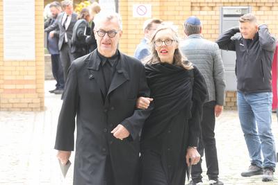 Beerdigung von Margot Friedl?nder-stock-foto