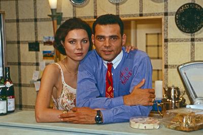 Marienhof, Fernsehserie, Deutschland 1992 - 2011, Darsteller: Caroline Grothgar, Giovanni Arvaneh Copyright: KPA Nur red-stock-foto
