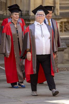 . 21/06/2023. Oxford, United Kingdom. Author Val McDermid after receiving an honorary degree at the annual Encaenia cere-stock-photo
