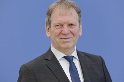 Pr?fbericht CO2-Emissionen 2024-stock-foto