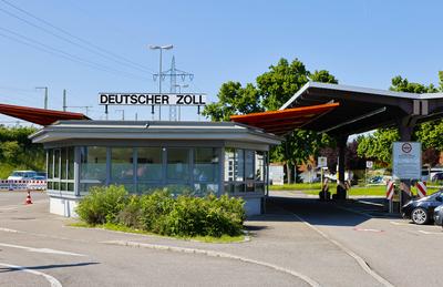 German - Swiss Border in Weil am Rhein, Germany-stock-foto