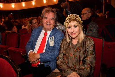 Helmut Markwort und Patricia Riekel / Premiere / Nein zum Geld / Kom?die im Bayerischen Hof / M?nchen / 15. Mai 2025 ***-stock-foto