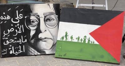 Palestinians attend an event marking the 77th anniversary of the Nakba at Al-Jaouni School, which houses displaced persons-stock-foto