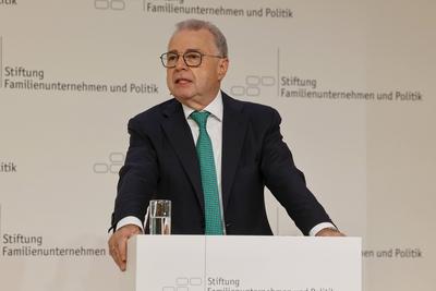 Katherina Reiche beim Tag des Familienunternehmens 2025-stock-foto
