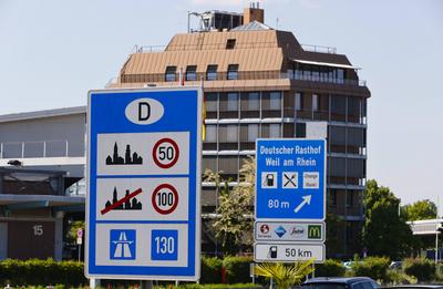 German - Swiss Border in Weil am Rhein, Germany-stock-foto