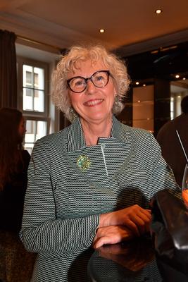Anita Wepper / Premiere / Nein zum Geld / Kom?die im Bayerischen Hof / M?nchen / 15. Mai 2025 *** Anita Wepper Premiere-stock-foto
