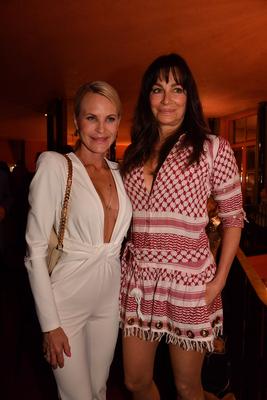Sonja Kiefer und Alexandra Kamp / Premiere / Nein zum Geld / Kom?die im Bayerischen Hof / M?nchen / 15. Mai 2025 *** Son-stock-foto
