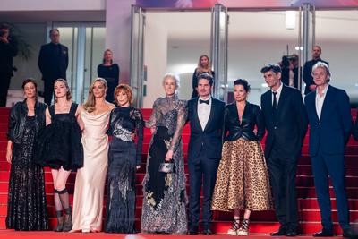 78eme Festival International du Film de Cannes. Mont?e des marches du film Dalloway-stock-foto