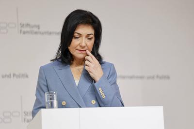 Katherina Reiche beim Tag des Familienunternehmens 2025-stock-foto