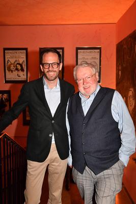 Anselm Bilgri mit Ehepartner / Premiere / Nein zum Geld / Kom?die im Bayerischen Hof / M?nchen / 15. Mai 2025 *** Anselm-stock-foto