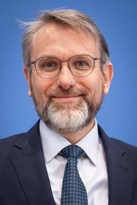 Bundespressekonferenz zum Pruefberichts der deutschen Treibhausgasemissionen 2024-stock-foto
