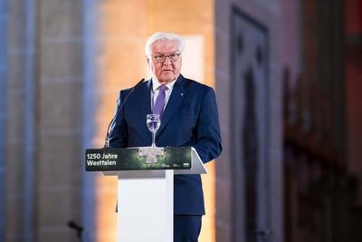 Festakt ?1250 Jahre Westfalen? mit Hendrik W?st und Frank-Walter Steinmeier in Paderborn-stock-foto