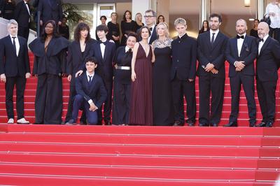 Stanislas Merhar, Guslagie Malanda, Mathilde Riu, Come Peronnet, Solan Machado-Graner, Sandra Colombo, Mathilde Roehrich, Dominik Moll, Léa Drucker, Valentin Campagne, Théo Costa-Marini, Jonathan Turnbull, Gilles Marchand-stock-foto