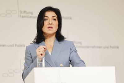 Katherina Reiche beim Tag des Familienunternehmens 2025-stock-foto