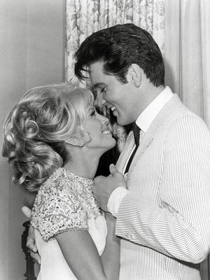 Nancy Sinatra and Elvis Presley Speedway 1968 MGM File Reference 33371_887THA Hollywood CA USA PUBL-stock-foto