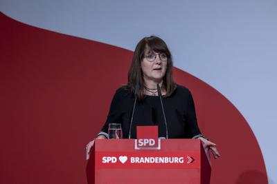 Parteitag der brandenburgischen SPD in Cottbus DEU/Berlin ? Paul Weisflog Parteitag der brandenburgischen SPD in Cottbus-stock-photo
