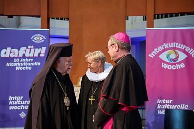 Kirchen feiern 50 Jahre Interkulturelle Woche-stock-foto