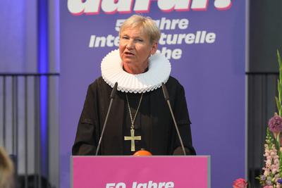 Festakt und Gottesdienst 50 Jahre Interkulturelle Woche-stock-foto