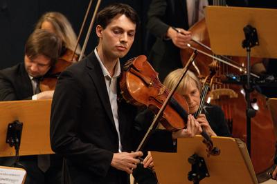 16.05.2025, 60. Internationaler Instrumentalwettbewerb Markneukirchen, Finalrunde, Viola-stock-foto