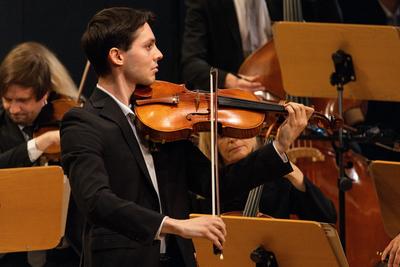 16.05.2025, 60. Internationaler Instrumentalwettbewerb Markneukirchen, Finalrunde, Viola-stock-foto