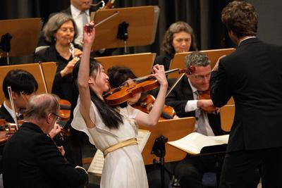 15.05.2025, 60. Internationaler Instrumentalwettbewerb Markneukirchen, Finalrunde, Violine-stock-foto