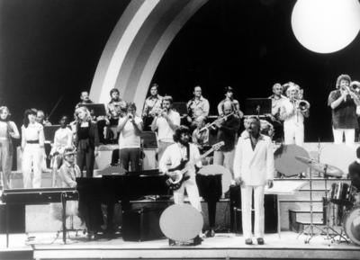 Der deutsche Bandleader Komponist Arrangeur und Musikproduzent James Last mit seiner Band auf der-stock-foto