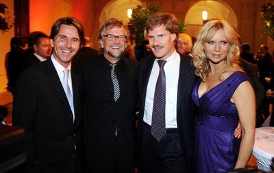 15. OSGAR - Verleihung von BILD 2008 V.l.: Bela Anda, Martin Krug, Carsten Maschmeyer und Veronica Ferres bei der 15. OS-stock-photo